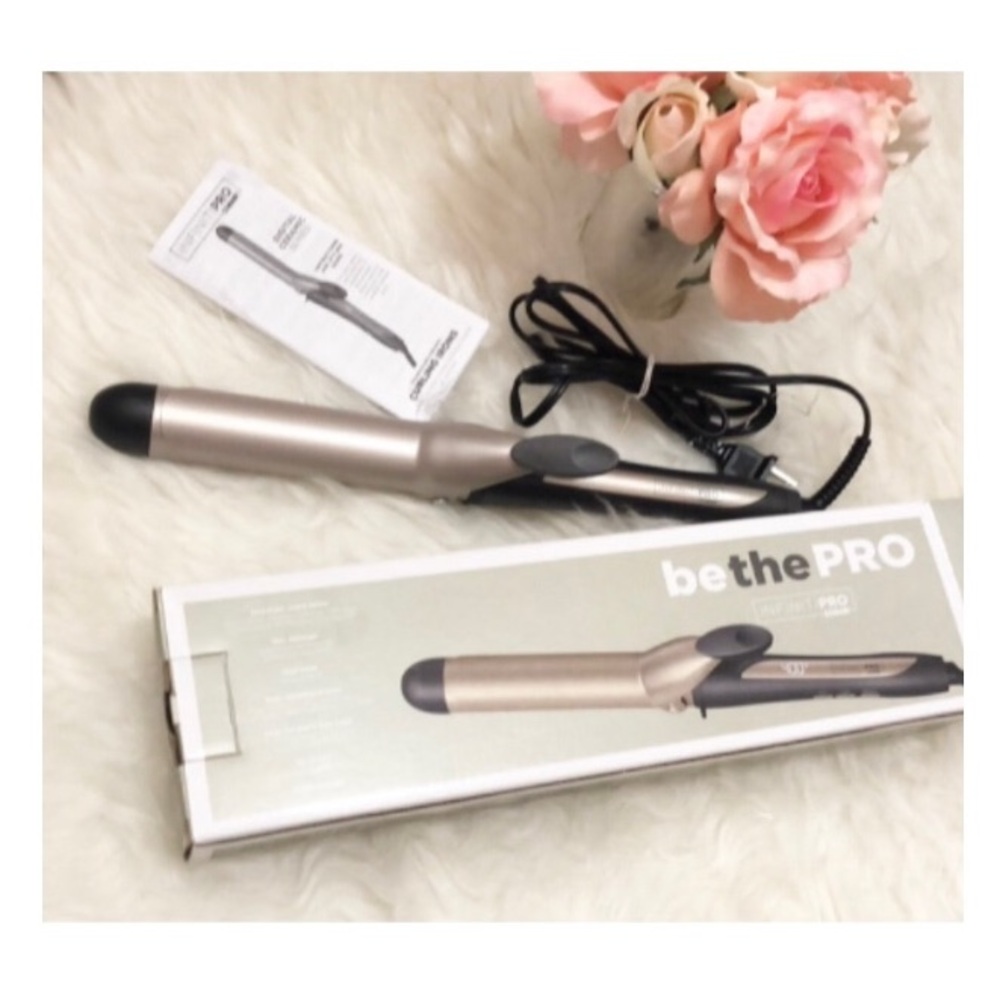 CONAIR • InfinitiPro Be the Pro Tourmaline Ceramic Curling Iron Gold & Black - Picture 1 of 16